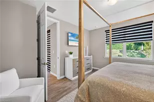 14567 Edgewater Cir, Naples, FL 34114 - Photo 17