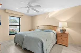 600 Neapolitan Way, Naples, FL 34103 - Photo 23