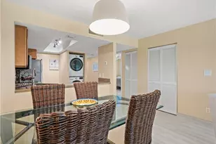 600 Neapolitan Way, Naples, FL 34103 - Photo 13