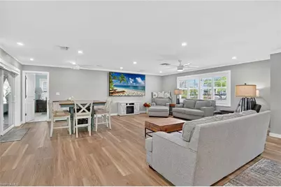 2424 Longboat Dr, Naples, FL 34104 - Photo 7