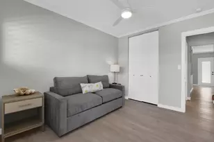 473 12th Ave S, Naples, FL 34102 - Photo 17