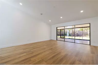 1337 N Alhambra Cir, Naples, FL 34103 - Photo 3