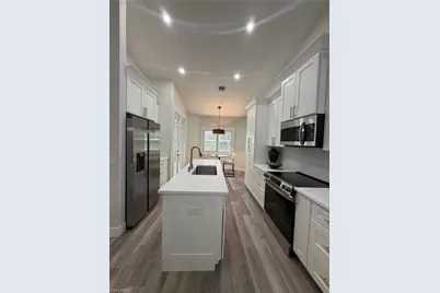 27181 Kindlewood Ln, Bonita Springs, FL 34134 - Photo 3