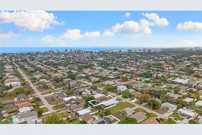 670 103rd Ave N, Naples, FL 34108 - Photo 21