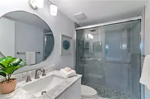 570 12th Ave S, Naples, FL 34102 - Photo 11