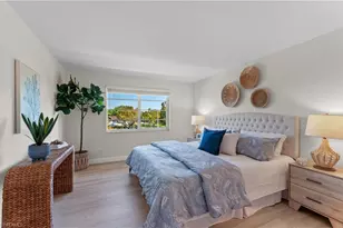 570 12th Ave S, Naples, FL 34102 - Photo 21