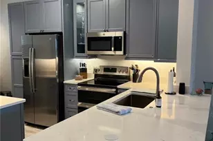 2325 Carrington Ct, Naples, FL 34109 - Photo 9