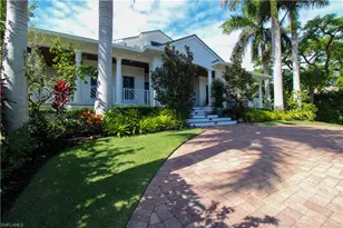 2150 Marina Dr, Naples, FL 34102 - Photo 5