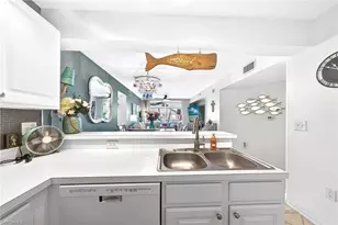 4135 Residence Drive, Fort Myers, FL 33901 - Photo 9