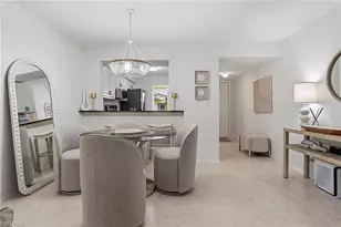 1001 Foxfire Ln, Naples, FL 34104 - Photo 5