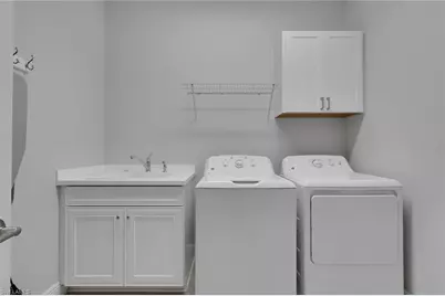 2194 Marquesa Cir, Naples, FL 34112 - Photo 17