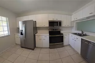 7725 Jewel Ln, Naples, FL 34109 - Photo 19