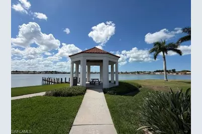 7725 Jewel Ln #202, Naples, FL 34109 - Photo 7