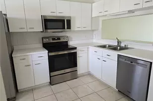 7725 Jewel Ln, Naples, FL 34109 - Photo 17