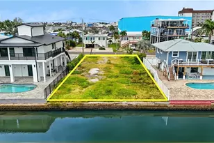 914 Third St, Fort Myers Beach, FL 33931 - Photo 17