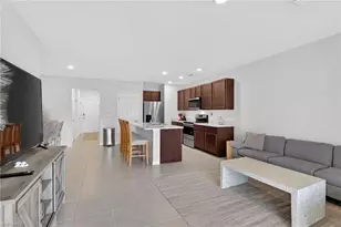 15396 Wildflower Cir, Naples, FL 34119 - Photo 7