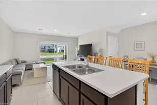 15396 Wildflower Cir, Naples, FL 34119 - Photo 17