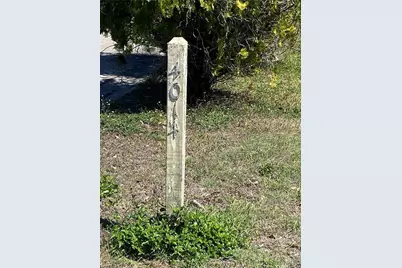 4014 N Edgewater Cir, Labelle, FL 33935 - Photo 5