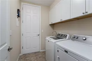 14943 Edgewater Cir, Naples, FL 34114 - Photo 15