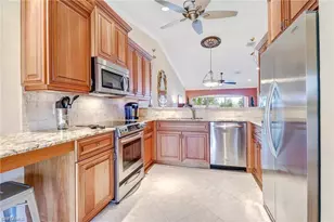 206 Foxtail Ct, Naples, FL 34104 - Photo 3