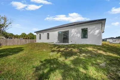 6125 Hershey Ave, Fort Myers, FL 33905 - Photo 7