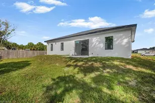 6125 Hershey Ave, Fort Myers, FL 33905 - Photo 7