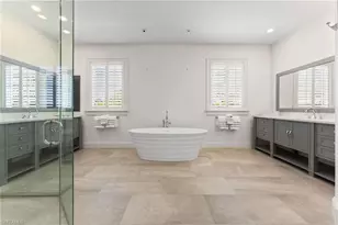 2325 Lantern Ln, Naples, FL 34102 - Photo 33