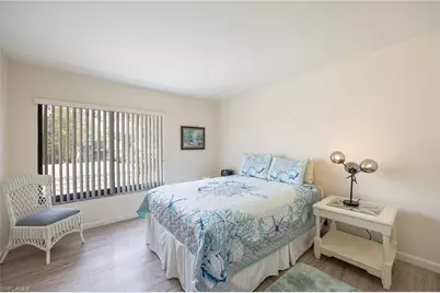 425 Wildwood Ln, Naples, FL 34105 - Photo 15