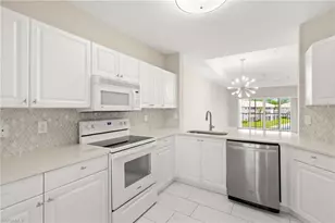 7846 Regal Heron Circle, Naples, FL 34104 - Photo 5