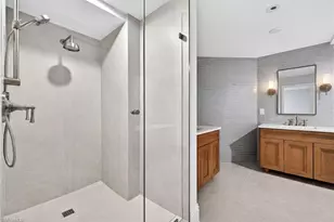 6040 Pelican Bay Blvd, Naples, FL 34108 - Photo 27