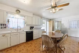 819 98th Ave N, Naples, FL 34108 - Photo 11