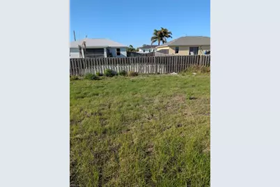 2714 63rd St W, Lehigh Acres, FL 33971 - Photo 13