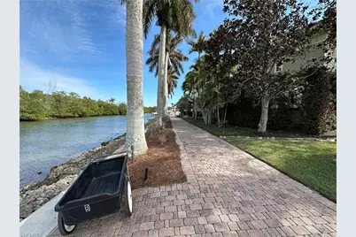 1777 Gulfstar Dr S, Naples, FL 34112 - Photo 13