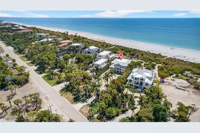 3627 Gulf Dr W, Sanibel, FL 33957 - Photo 3