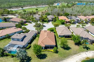 8814 Vaccaro Ct, Naples, FL 34119 - Photo 35