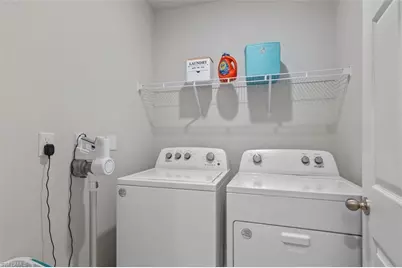 439 NE Juanita Ct, Cape Coral, FL 33909 - Photo 11