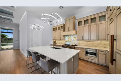 3721 Sapphire Cove Cir, Naples, FL 34114 - Photo 3