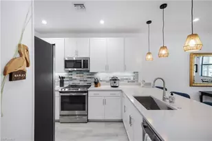 7550 Rockefeller Dr, Naples, FL 34119 - Photo 11