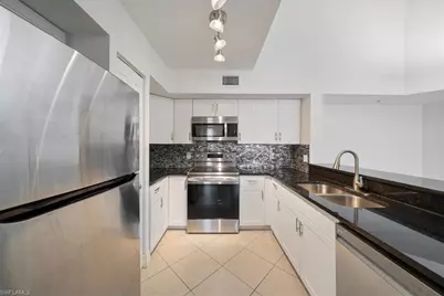 1210 Wildwood Lakes Blvd #306, Naples, FL 34104 - Photo 7