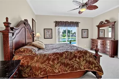 7919 Valentina Ct, Naples, FL 34114 - Photo 15