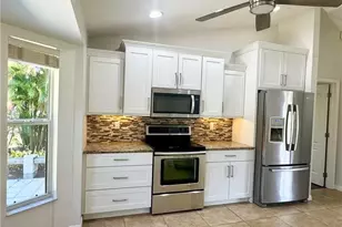 8137 Pelican Rd, Fort Myers, FL 33967 - Photo 9