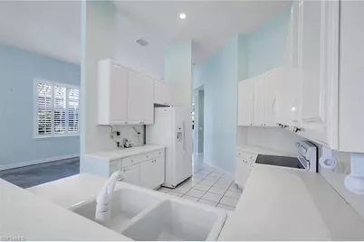 25380 Galashields Cir, Bonita Springs, FL 34134 - Photo 11