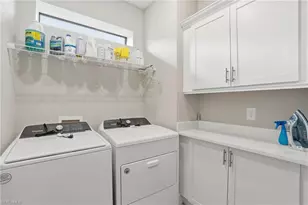 12361 Canal Grande Dr, Fort Myers, FL 33913 - Photo 25