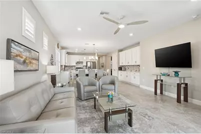 12361 Canal Grande Dr, Fort Myers, FL 33913 - Photo 13