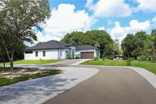 109 14th St SE, Naples, FL 34117 - Photo 1