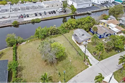 531 13th St N, Naples, FL 34102 - Photo 3