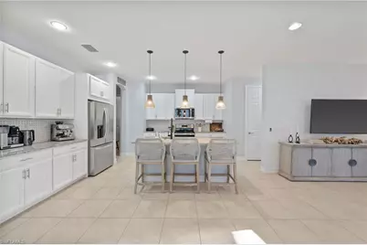 16266 Aberdeen Way, Naples, FL 34110 - Photo 15