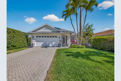 585 104th Ave N, Naples, FL 34108 - Photo 13