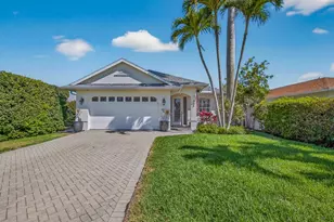 585 104th Ave N, Naples, FL 34108 - Photo 13