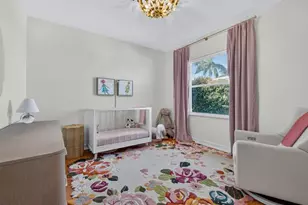 585 104th Ave N, Naples, FL 34108 - Photo 9